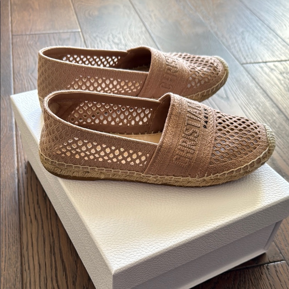 AUTHENTIC Christian Dior Nude Mesh Espadrilles (RARE color) - Picture 2 of 13